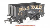 R60323 Hornby 2026 Fathers Day Wagon